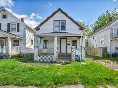 2917 Apple Avenue, Lorain, OH 44055