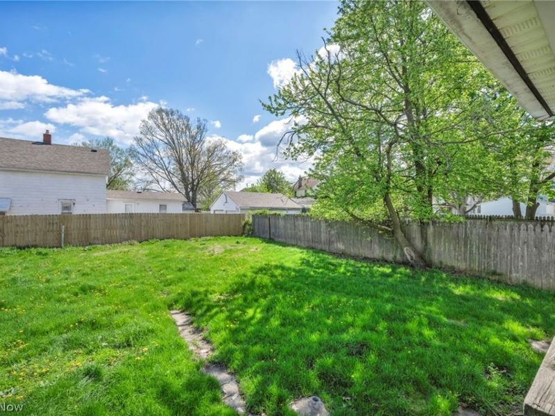 2917 Apple Avenue, Lorain, OH 44055 Photo 41