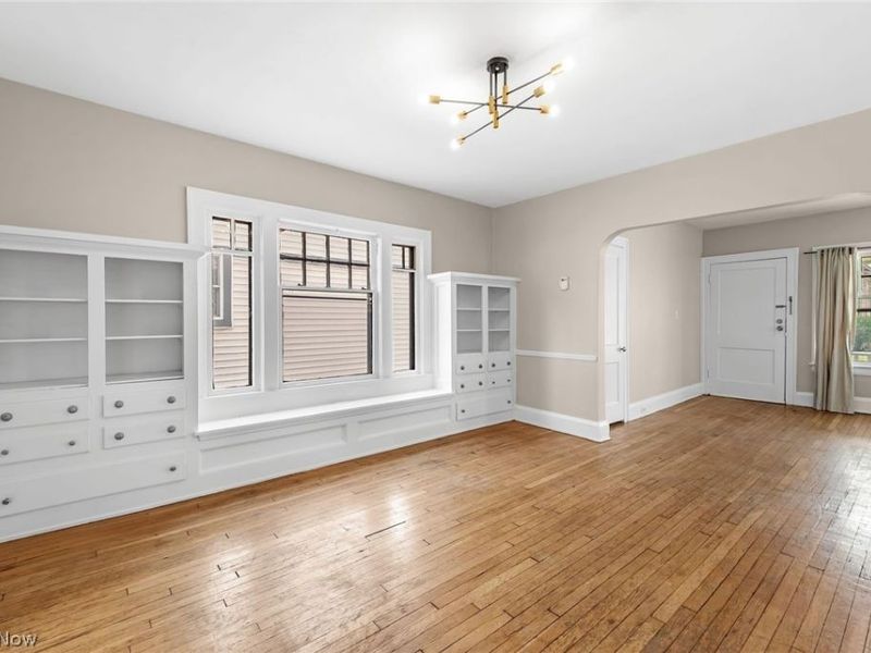 1695 Glenmont Road, Unit Lower, Cleveland Heights, OH 44118 Photo 11