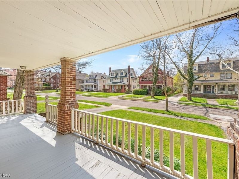 1695 Glenmont Road, Unit Lower, Cleveland Heights, OH 44118 Photo 4