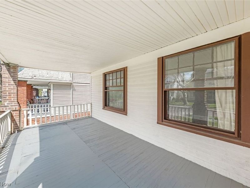 1695 Glenmont Road, Unit Lower, Cleveland Heights, OH 44118 Photo 5