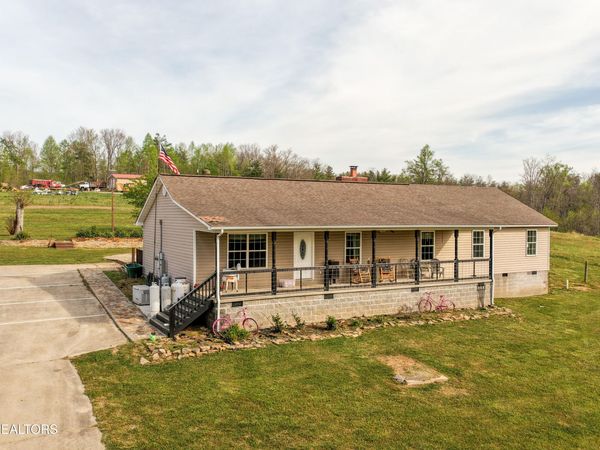 10389 Summer City Rd , Spring City, TN 37381