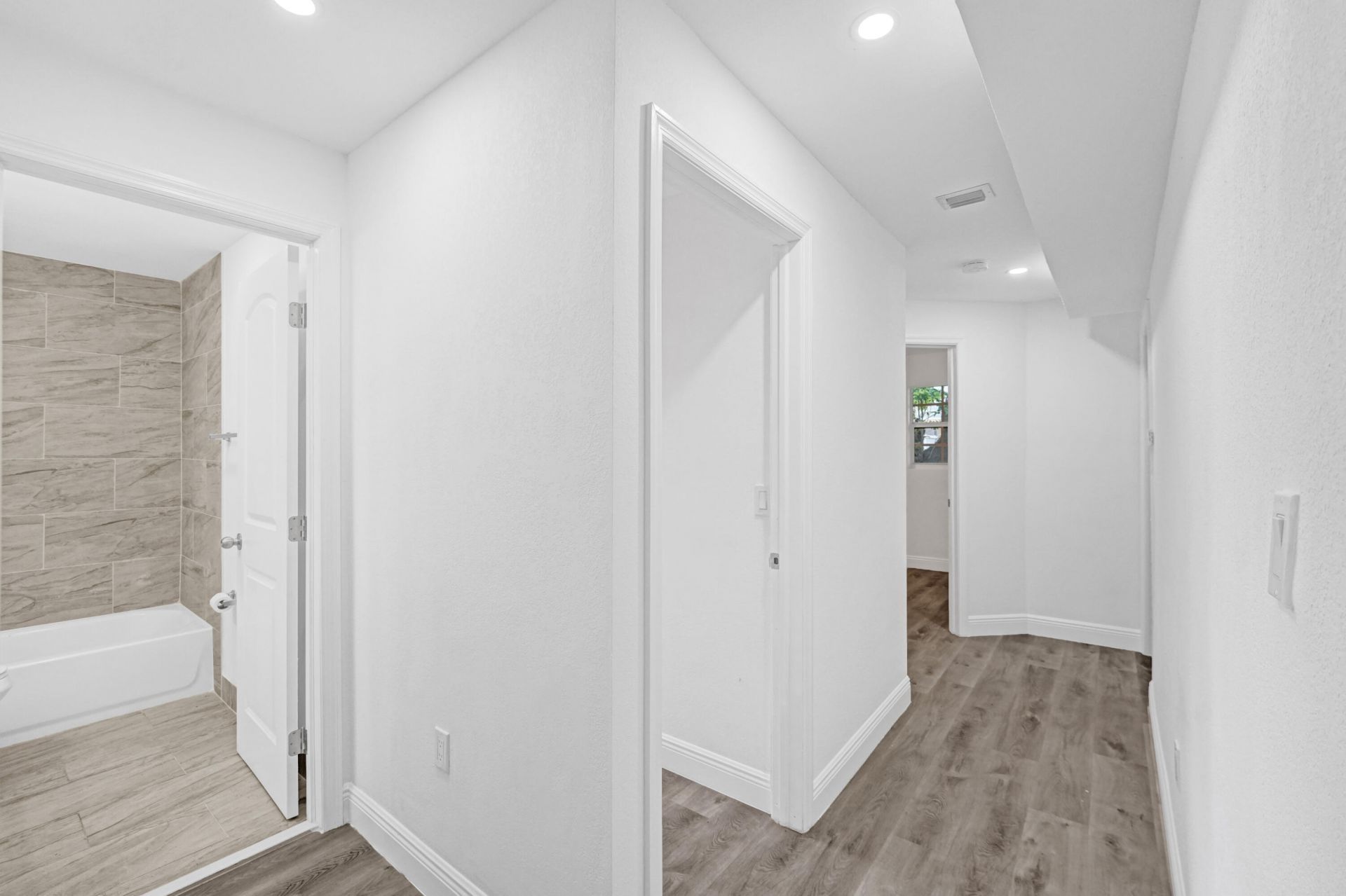 435 NW 82nd Terrace, Unit 2, Miami, FL 33150 Photo