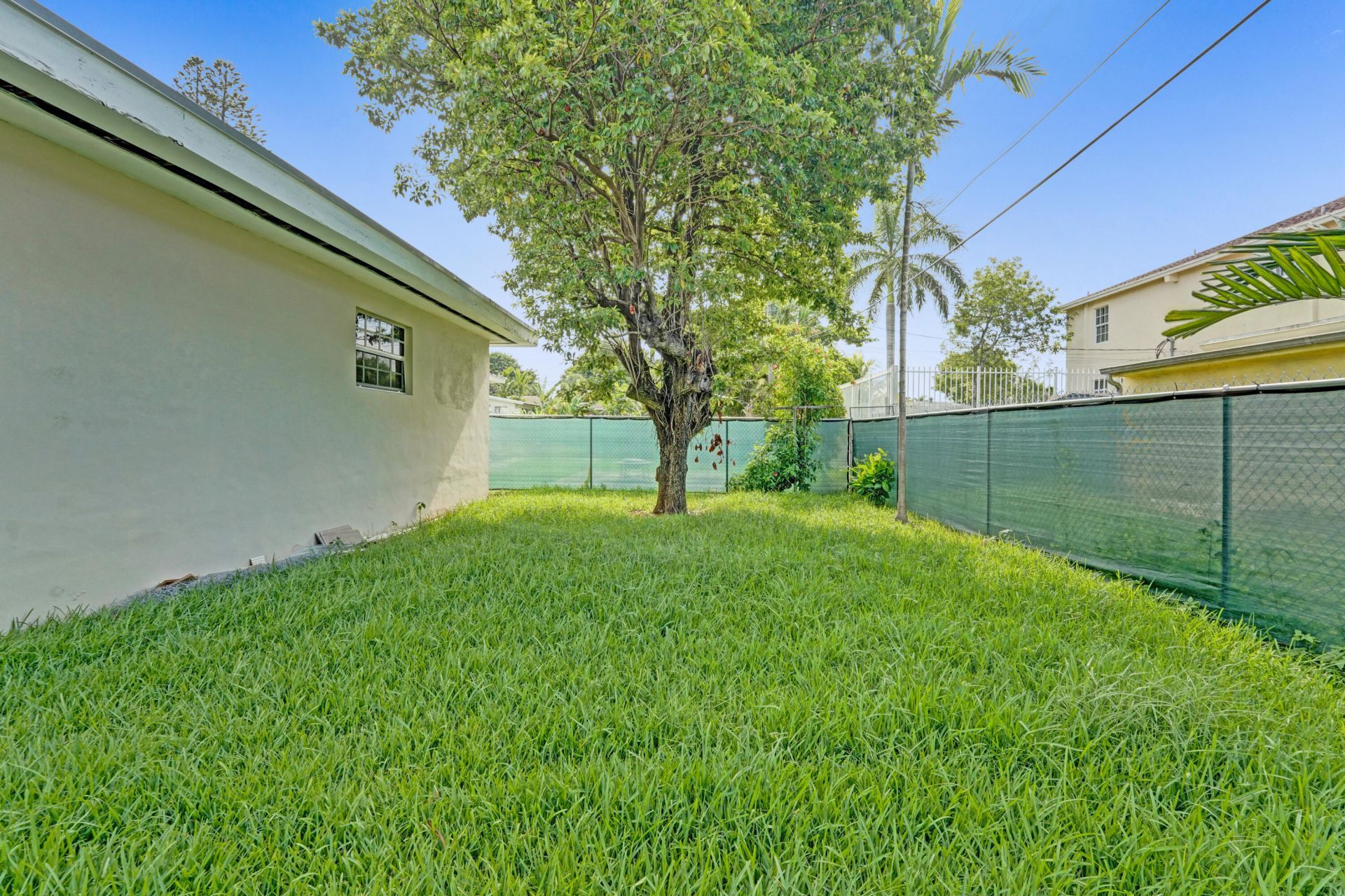 435 NW 82nd Terrace, Unit 2, Miami, FL 33150 Photo
