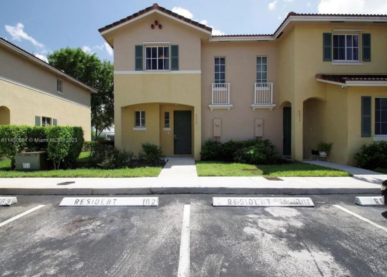 6030 SW 19th Place, North Lauderdale, FL 33068 Photo