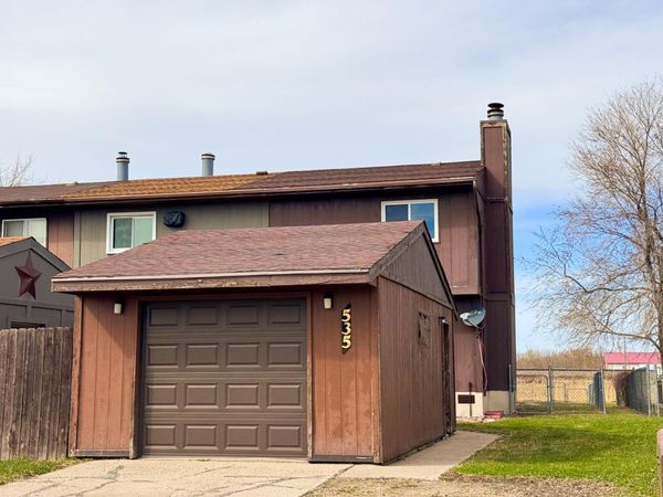 535 4th Avenue NW, West Fargo, ND 58078