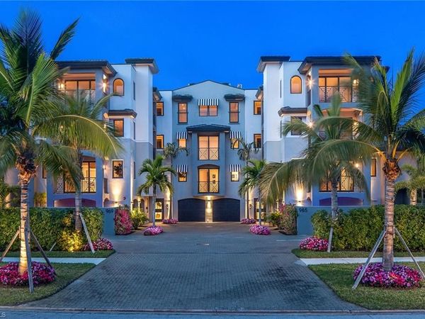 969 8th AVE S, Unit 102, NAPLES, FL 34102