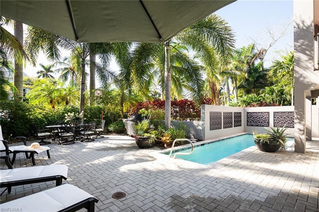 985 8th Ave S, Unit 102, Naples, FL 34102 Photo