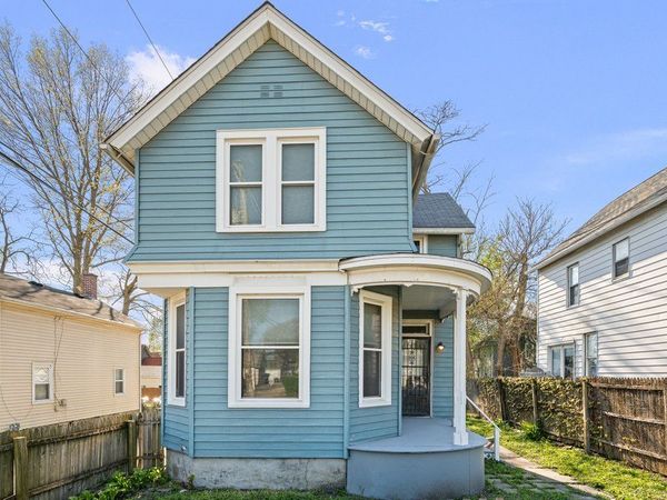 1518 N Gaines Street , Davenport, IA 52804