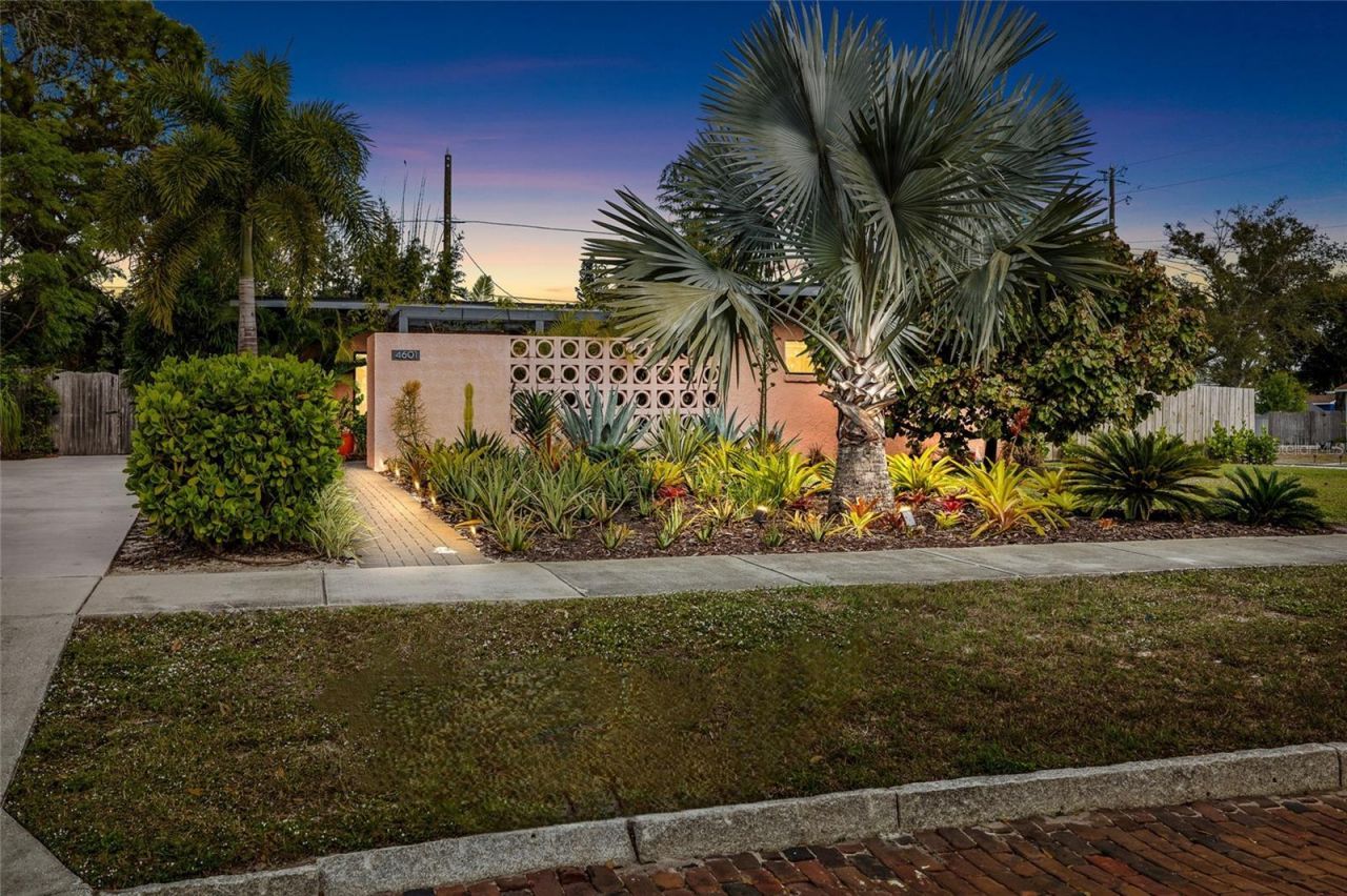 4601 3rd Avenue N, Saint Petersburg, FL 33713 Main Photo