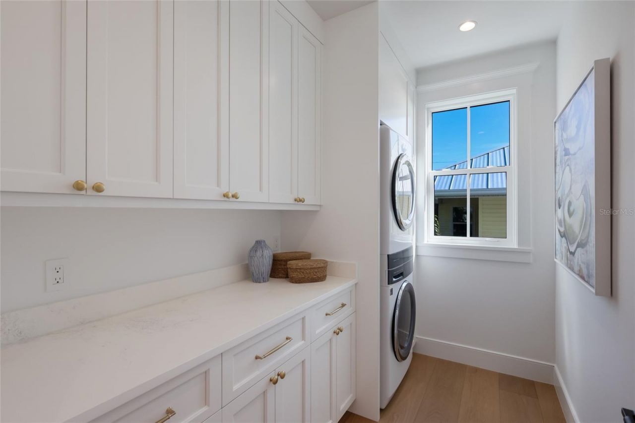 215 Sycamore Avenue, Anna Maria, FL 34216 Photo