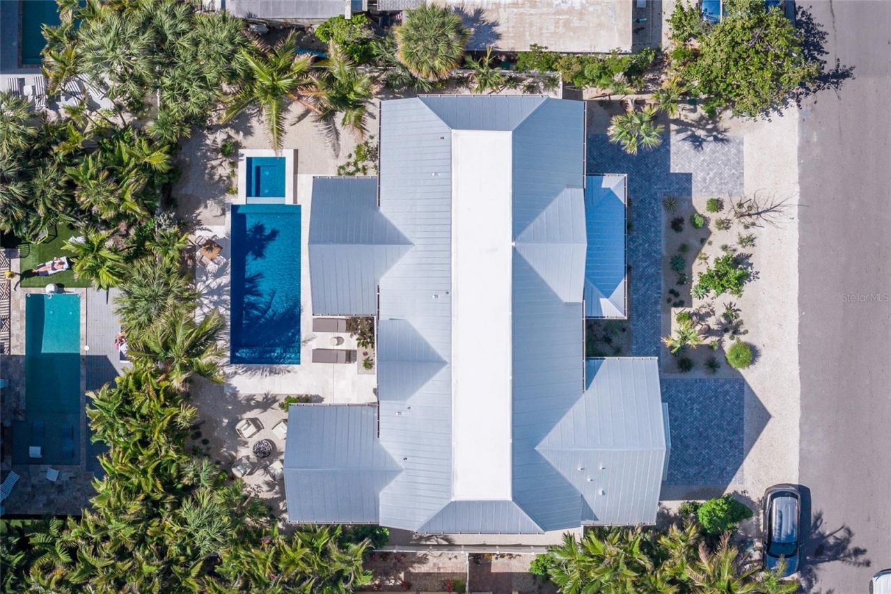 215 Sycamore Avenue, Anna Maria, FL 34216 Photo