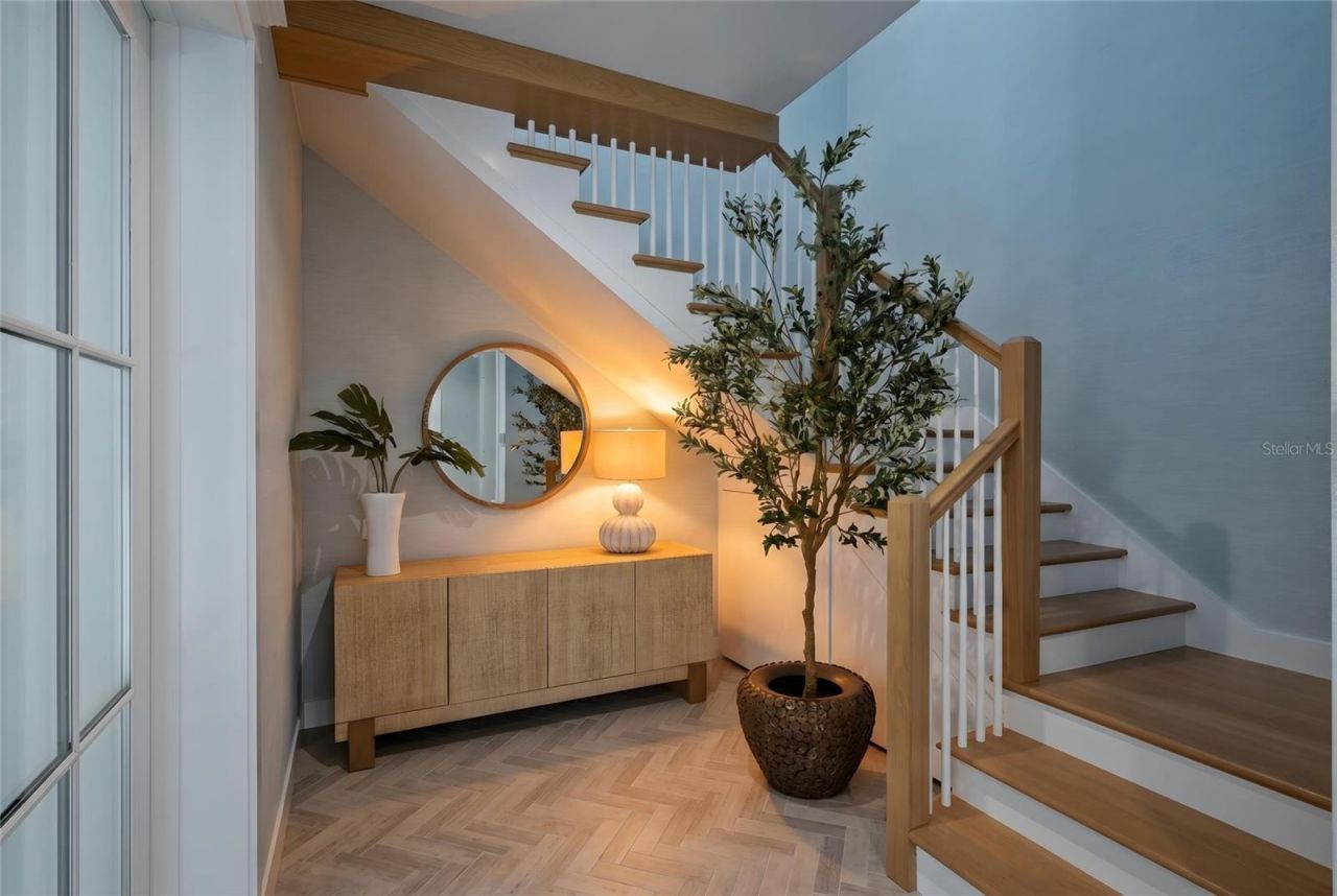 215 Sycamore Avenue, Anna Maria, FL 34216 Photo