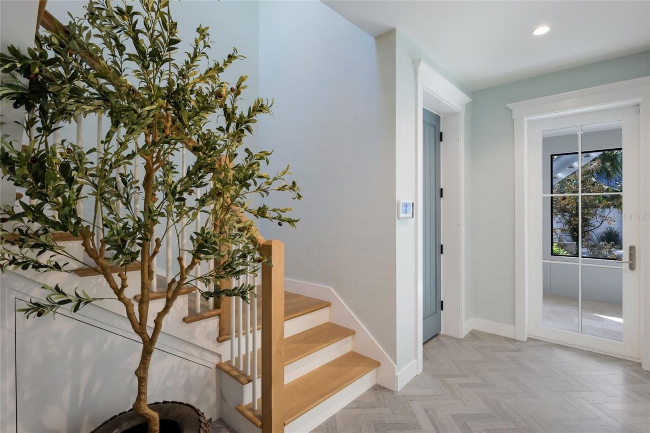 215 Sycamore Avenue, Anna Maria, FL 34216 Photo