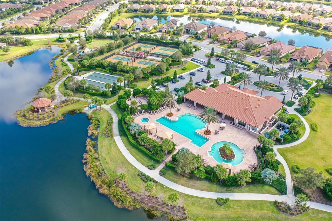 13046 Sorrento Way, Bradenton, FL 34211 Photo