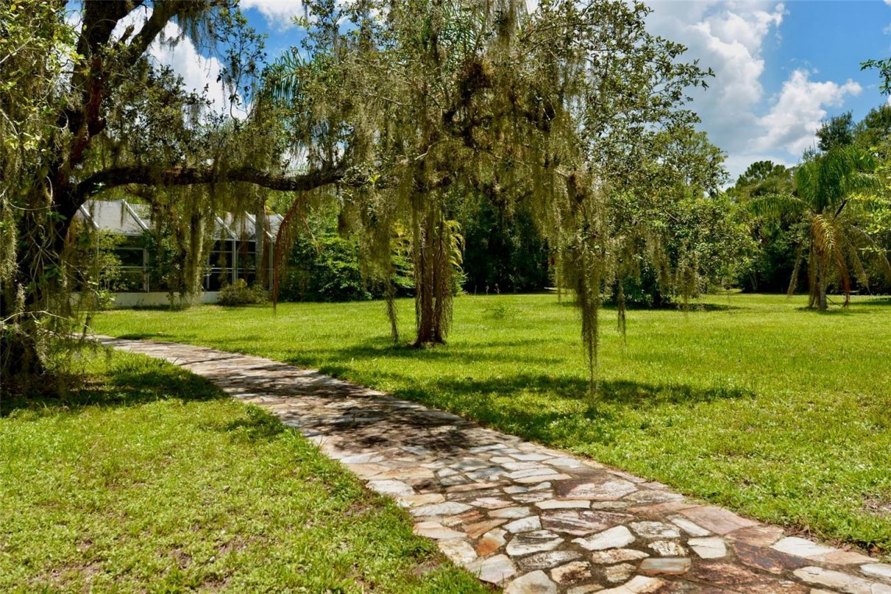 18220 Elmwood Drive , Alva, FL 33920 Photo