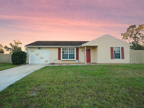 99 FORT SMITH BOULEVARD , DELTONA, FL 32738