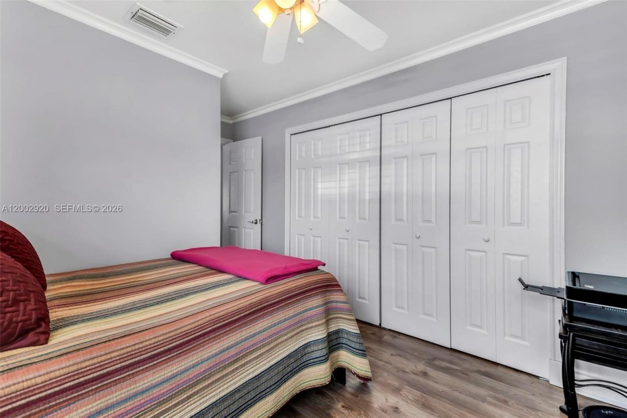 13721 Oak Ridge Dr , Davie, FL 33325 Photo