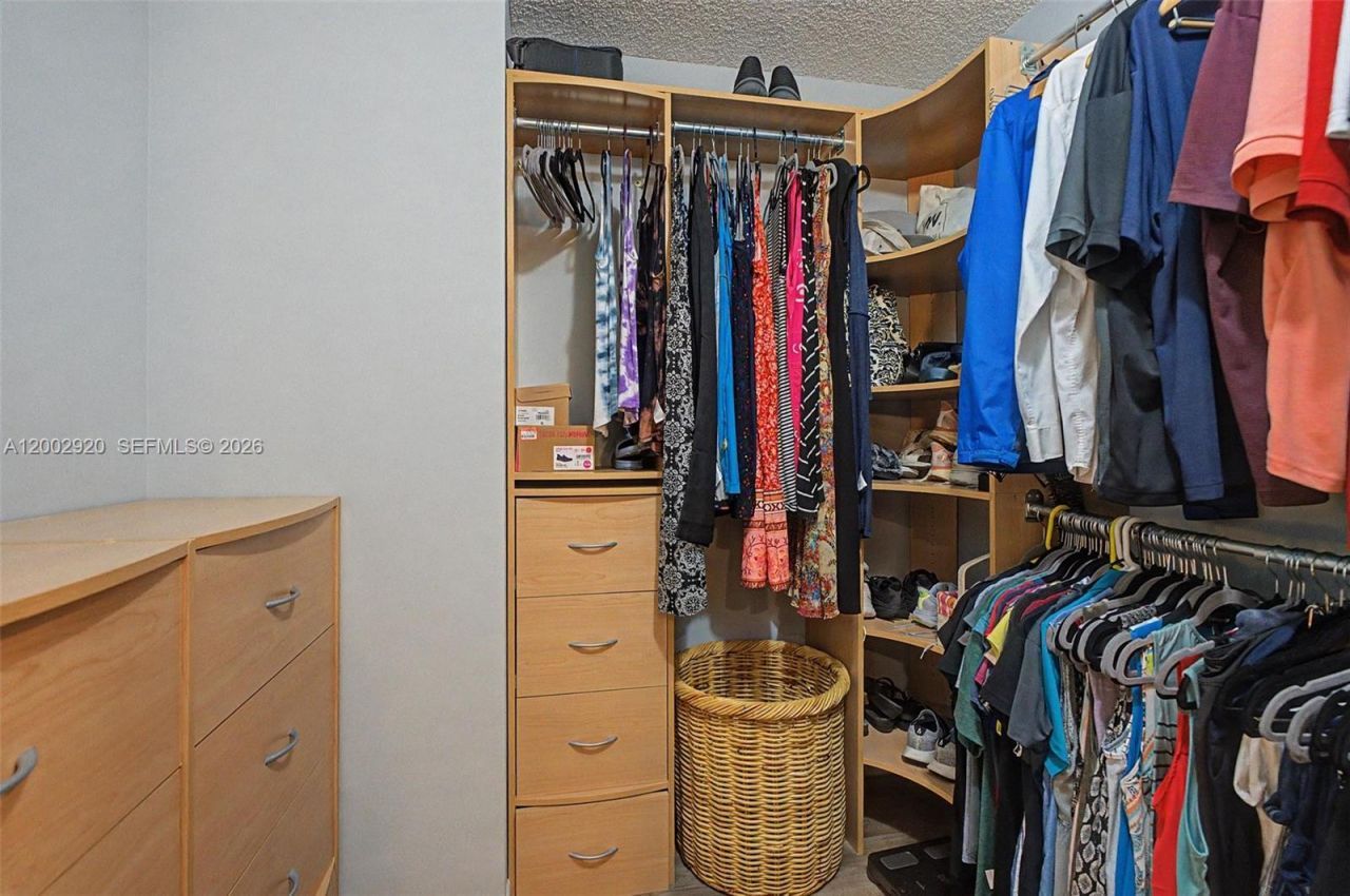 13721 Oak Ridge Dr , Davie, FL 33325 Photo