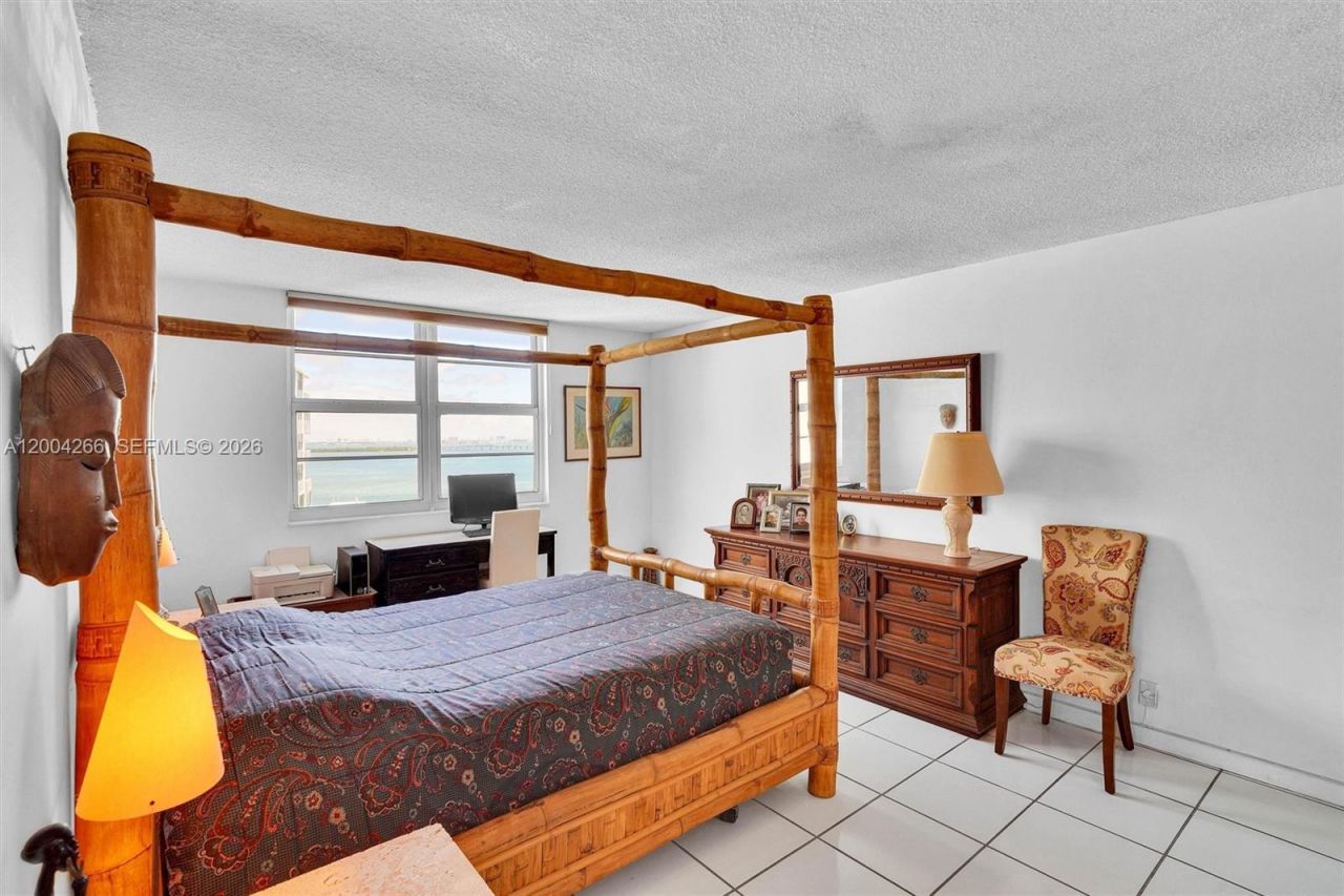 5 Island Ave , Unit 12C, Miami Beach, FL 33139 Photo