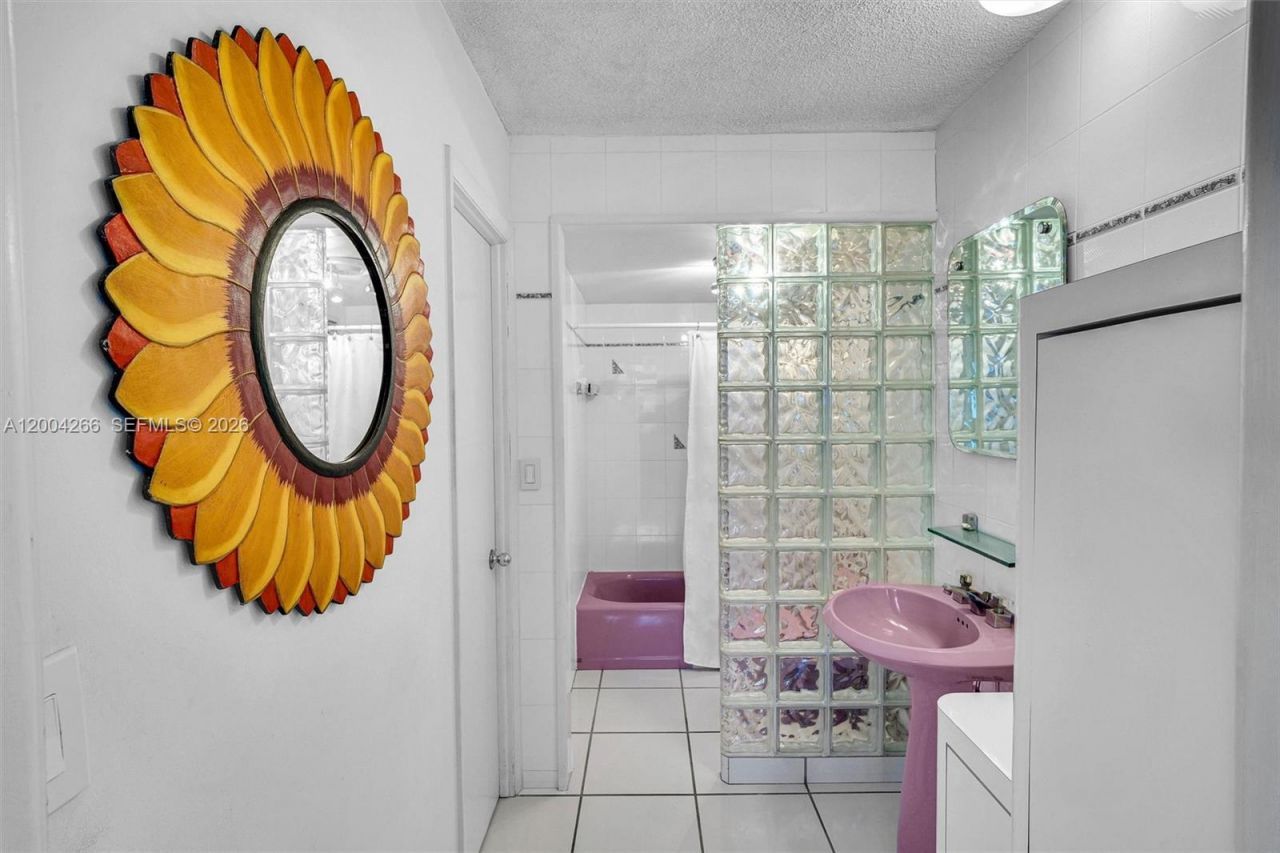 5 Island Ave , Unit 12C, Miami Beach, FL 33139 Photo