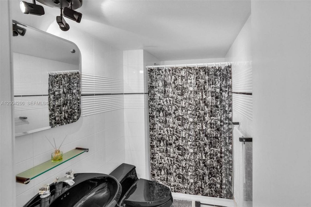 5 Island Ave , Unit 12C, Miami Beach, FL 33139 Photo