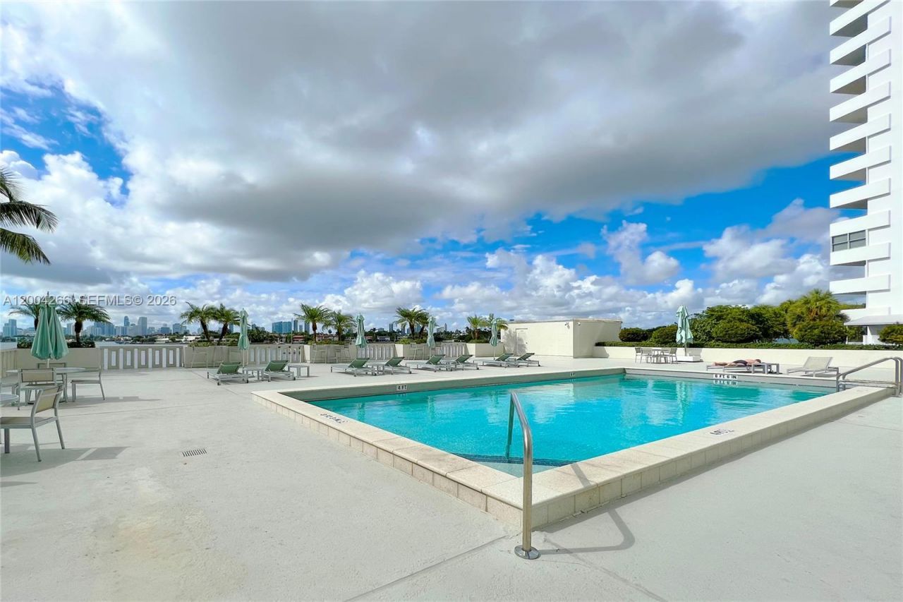 5 Island Ave , Unit 12C, Miami Beach, FL 33139 Photo