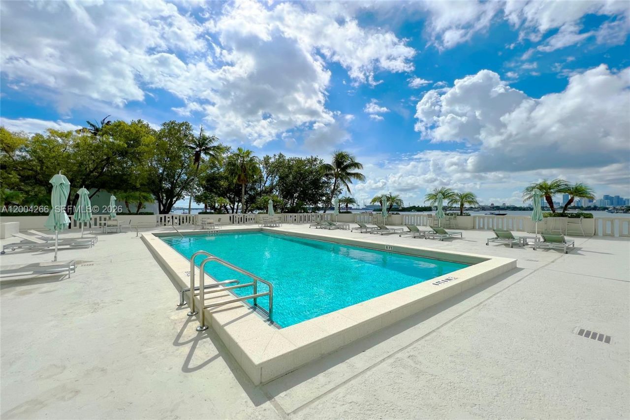 5 Island Ave , Unit 12C, Miami Beach, FL 33139 Photo