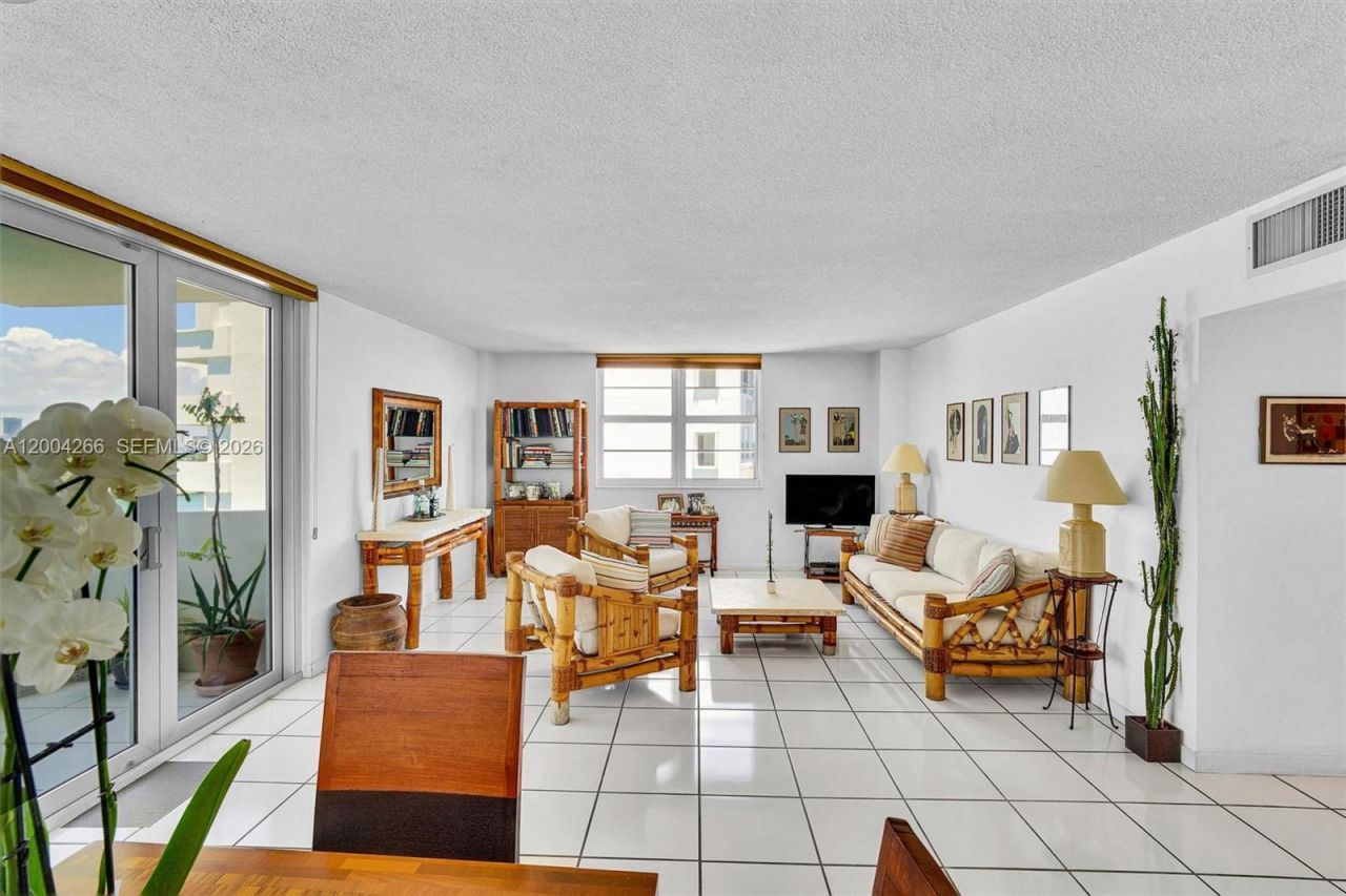 5 Island Ave , Unit 12C, Miami Beach, FL 33139 Photo