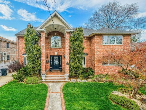 251-43 57th Avenue , Little Neck, NY 11362