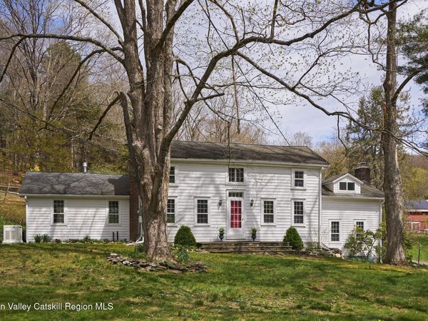 457 Round Lake Road, Rhinebeck, NY 12572