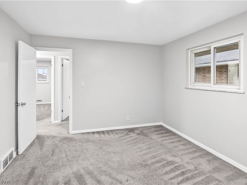 12304 Havana Road, Garfield Heights, OH 44125 Photo 13