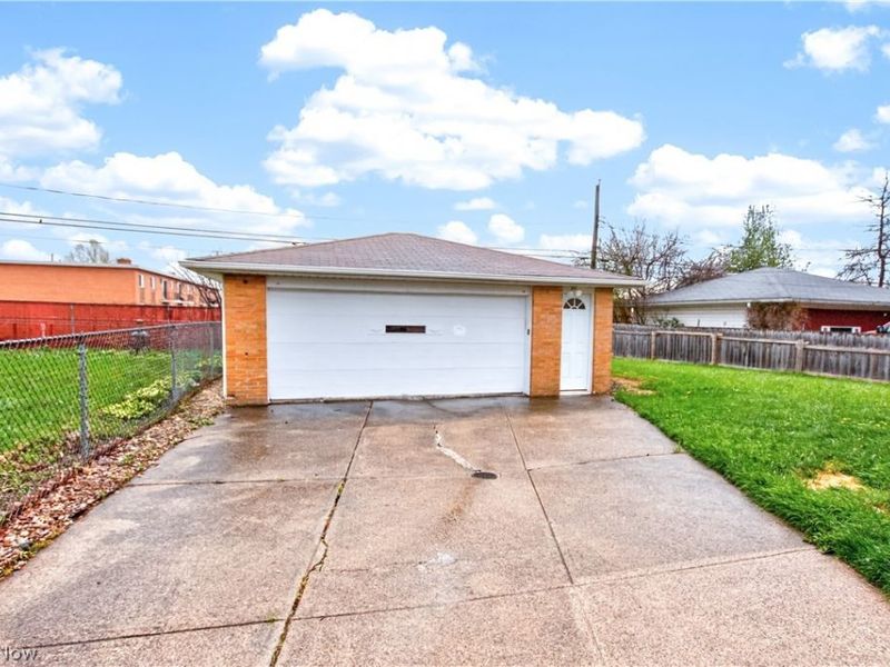 12304 Havana Road, Garfield Heights, OH 44125 Photo 27