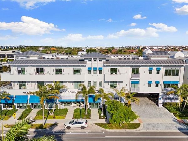 101 8th Street South , NAPLES, FL 34102