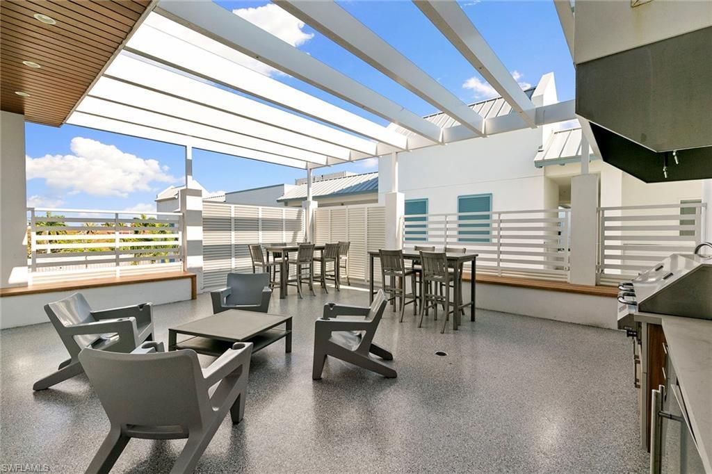 101 8th Street South, Unit 307, Naples, FL 34102 Photo