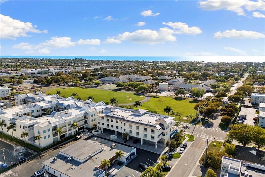 101 8th Street South, Unit 307, Naples, FL 34102 Photo