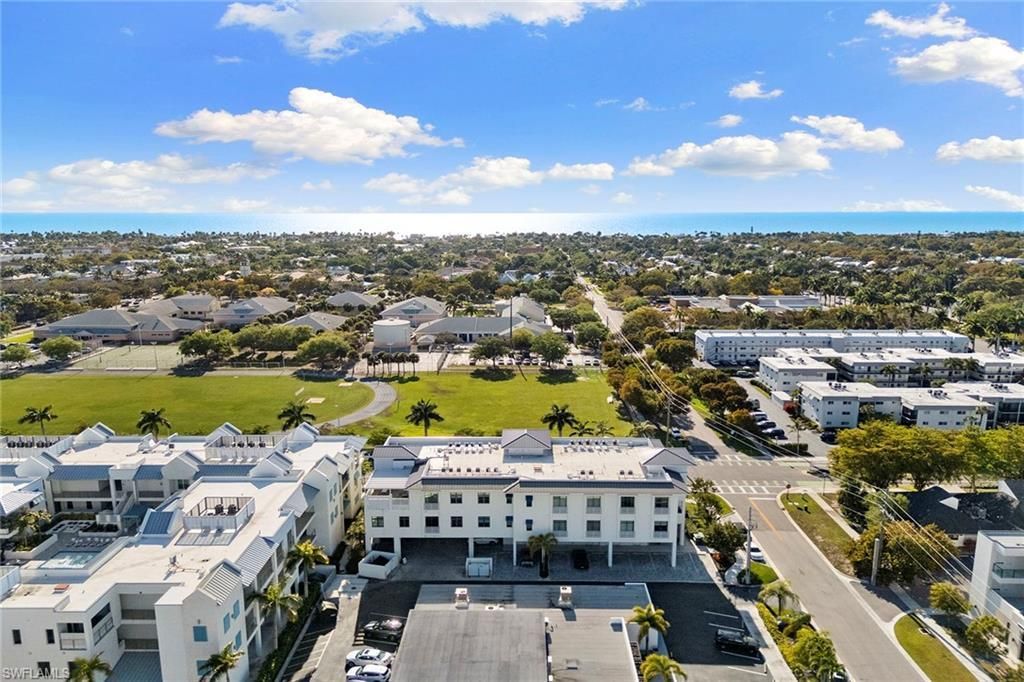 101 8th Street South, Unit 307, Naples, FL 34102 Photo