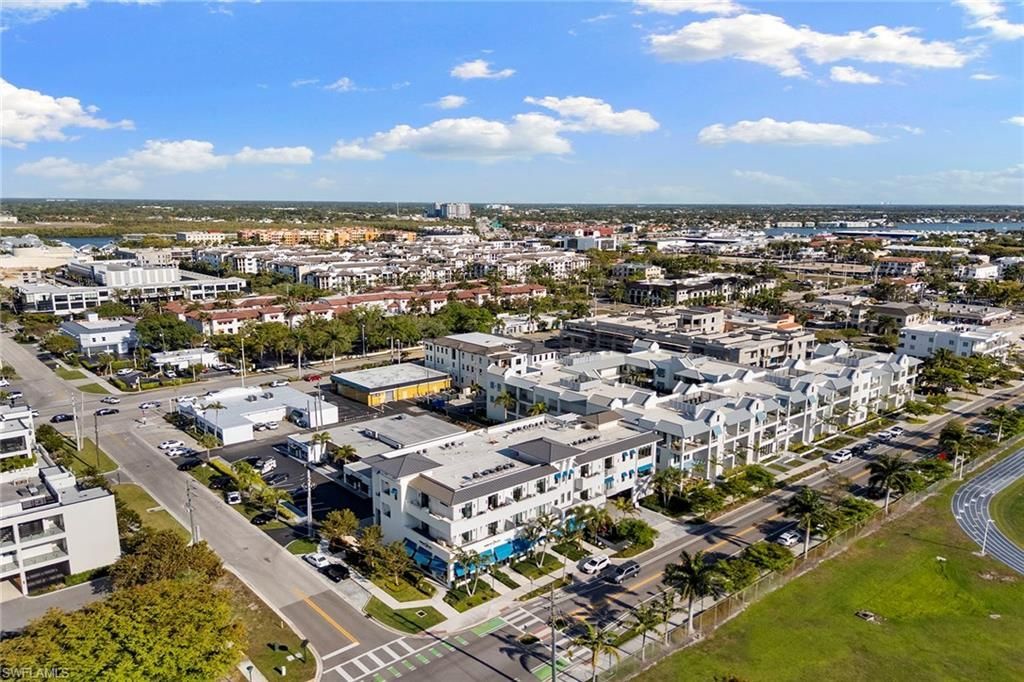 101 8th Street South, Unit 307, Naples, FL 34102 Photo