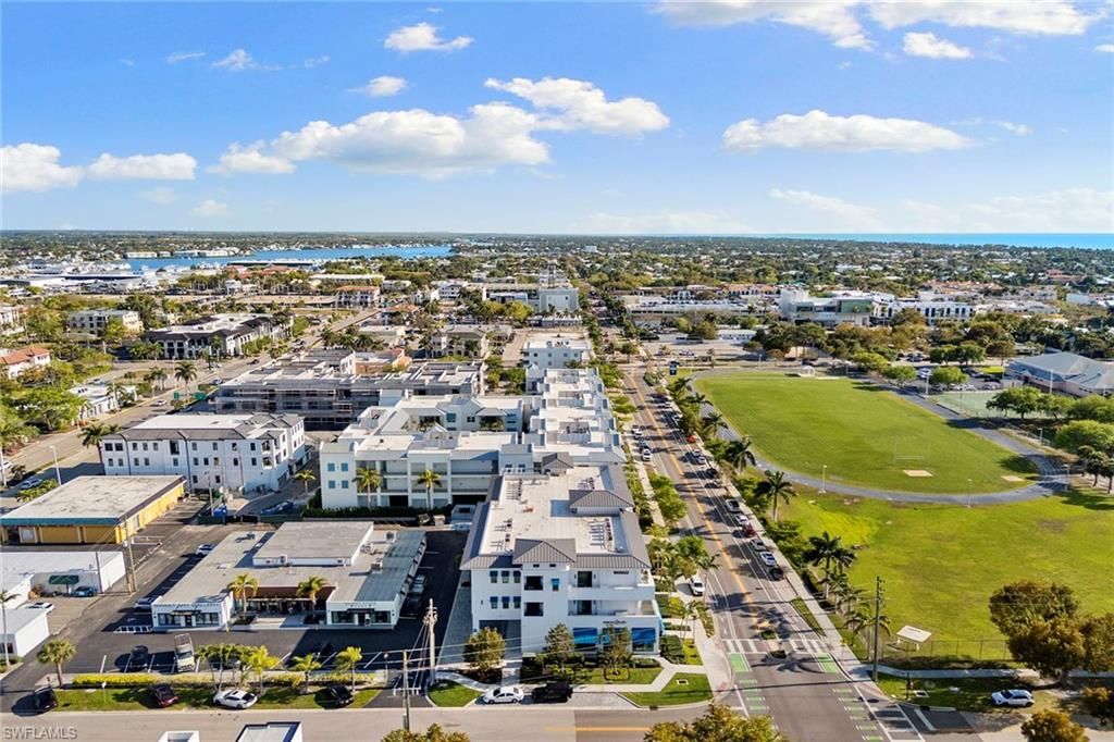 101 8th Street South, Unit 307, Naples, FL 34102 Photo