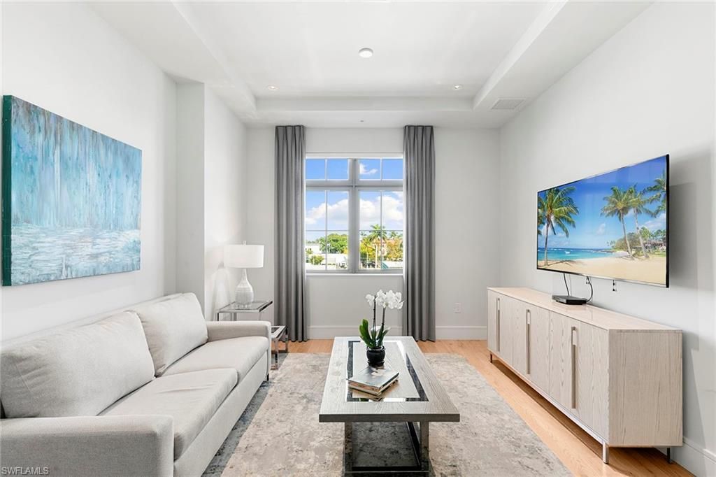 101 8th Street South, Unit 307, Naples, FL 34102 Photo