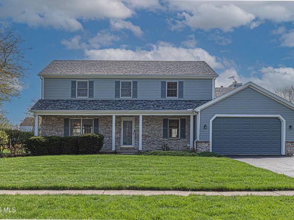 2237 Heatherview Drive , Maumee, OH 43537