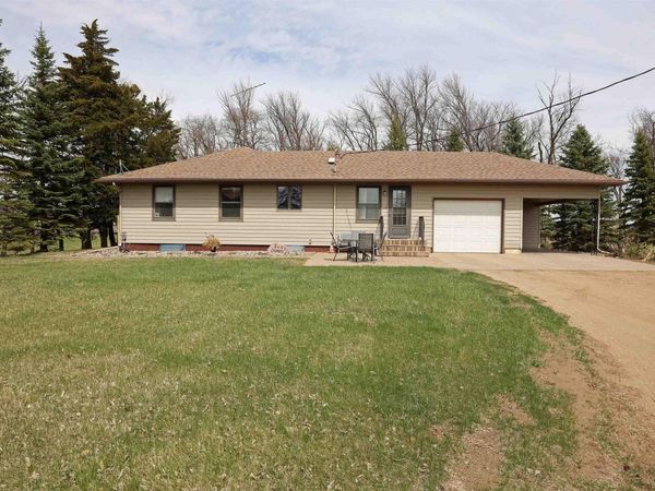 27738 SD 17 Hwy, Lennox, SD 57039