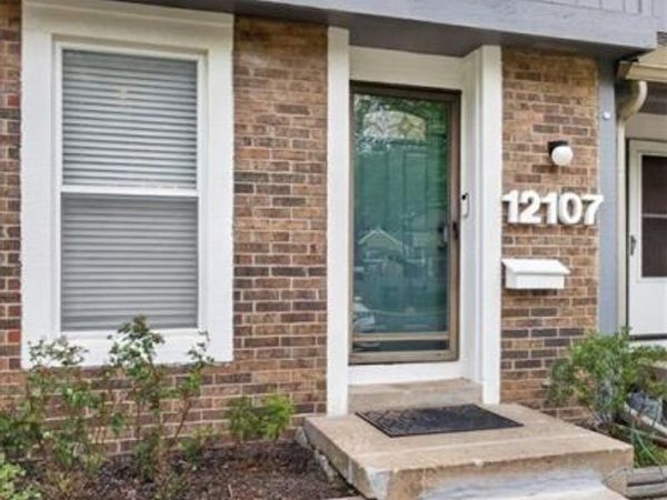 12107 W 79th Terrace, Lenexa, KS 66215