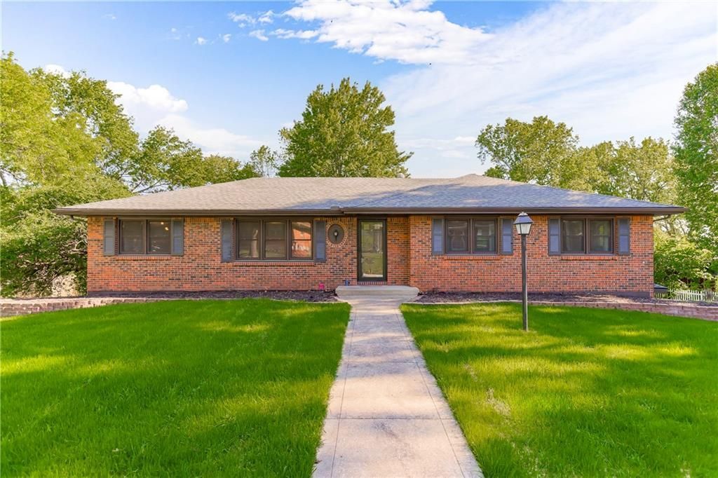 1306 NE 77th Street, Kansas City, MO 64118 Main Photo