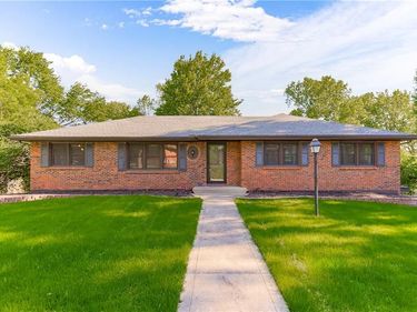 1306 NE 77th Street, Kansas City, MO 64118