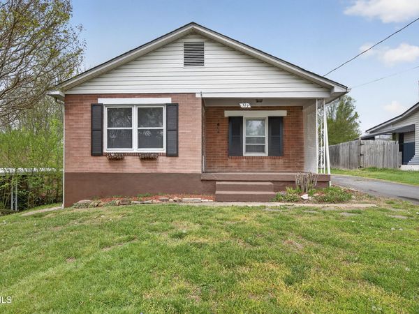 329 Magnolia Drive, Bristol, VA 24201