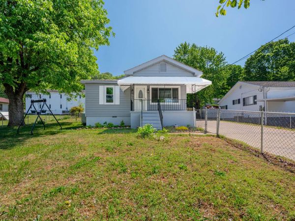 405 Andrews Street, Rossville, GA 30741