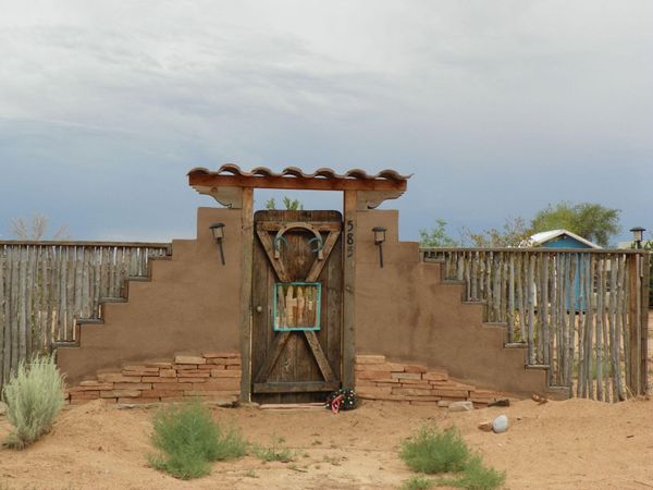 585 Angel Road, Corrales, NM 87048