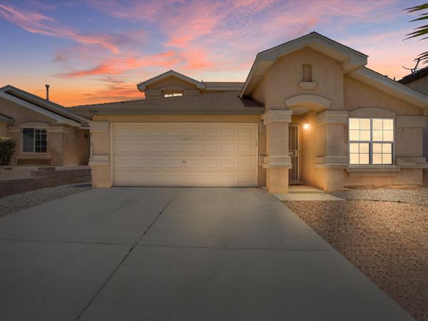 7705 Snowy Egret Court NW, Albuquerque, NM 87114