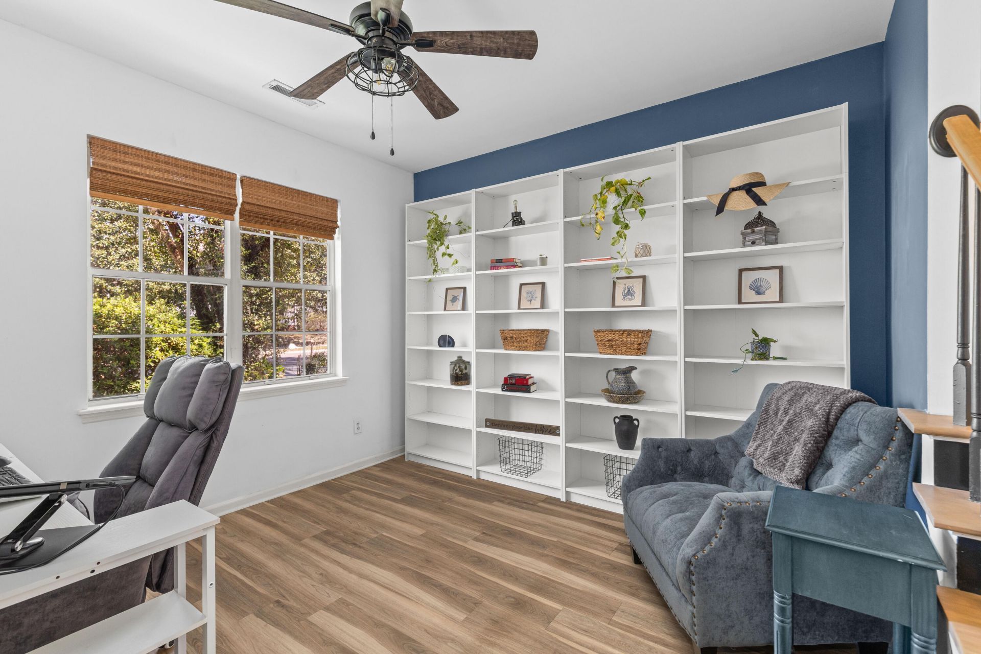 800 Essex Drive Photo 10